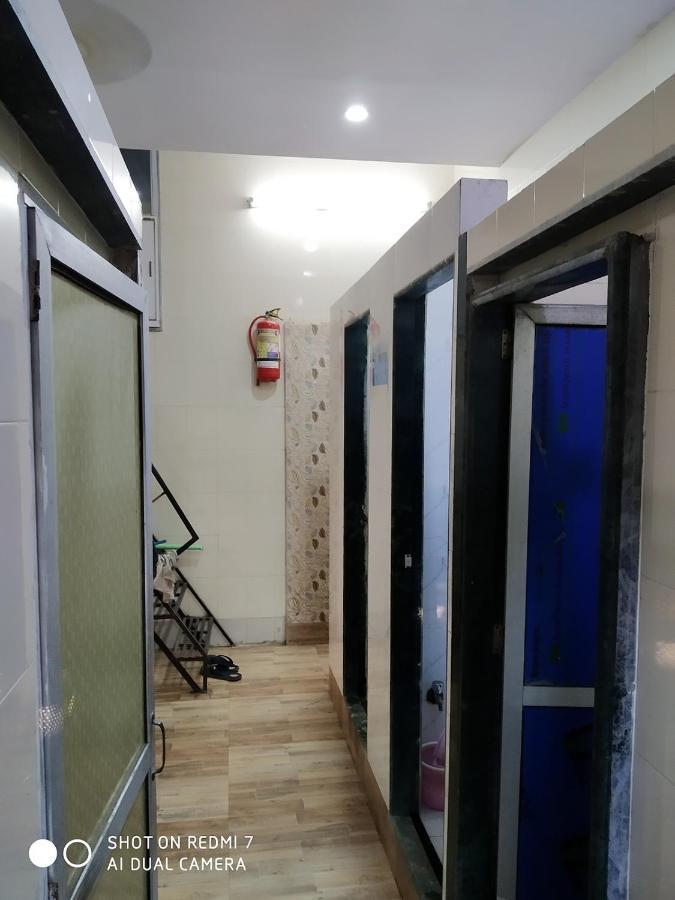 Star Dormitory Mumbai Exterior photo