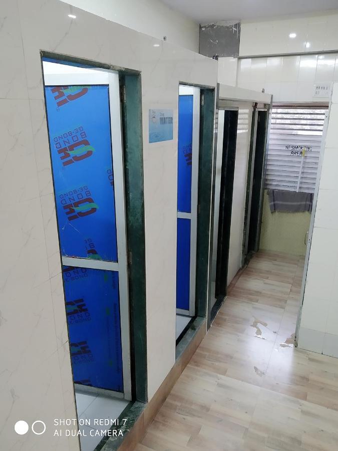 Star Dormitory Mumbai Exterior photo