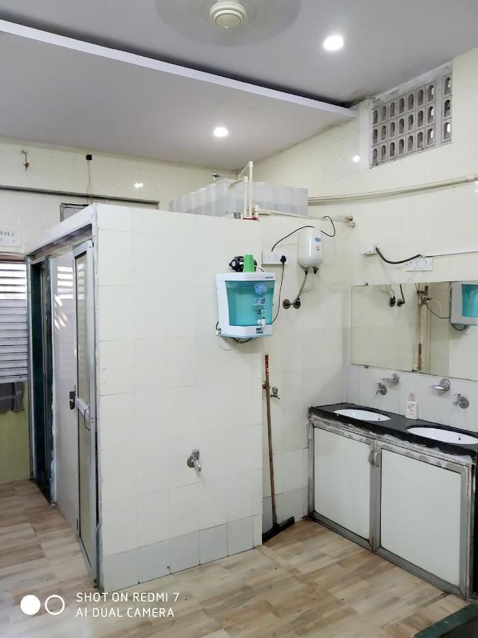 Star Dormitory Mumbai Exterior photo